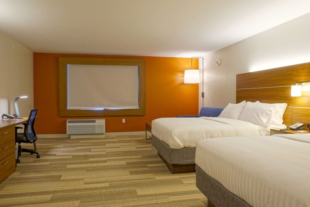 Holiday Inn Express & Suites Omaha - Millard Area, An Ihg Hotel Exterior photo